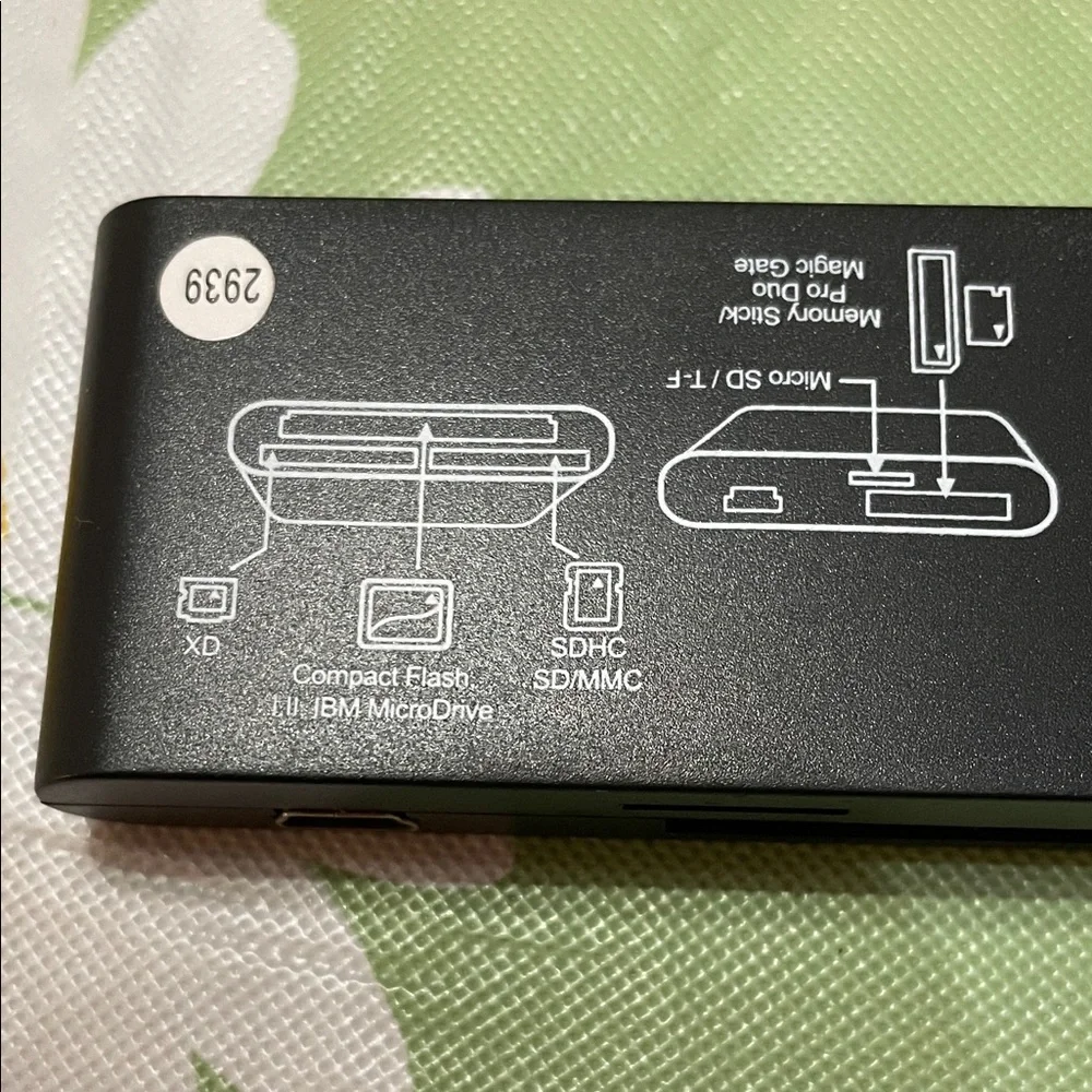 This is a Targus 33-in-1 USB 2.0 Card Reader.